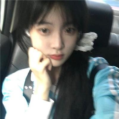 玛丽莲有深黑之眸